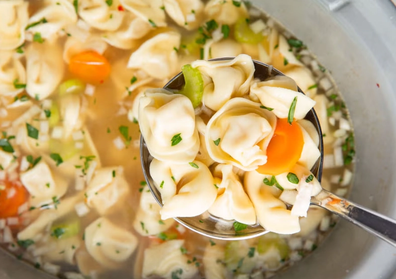 slow cooker chicken tortellini soup slow cooker chicken tortellini soup