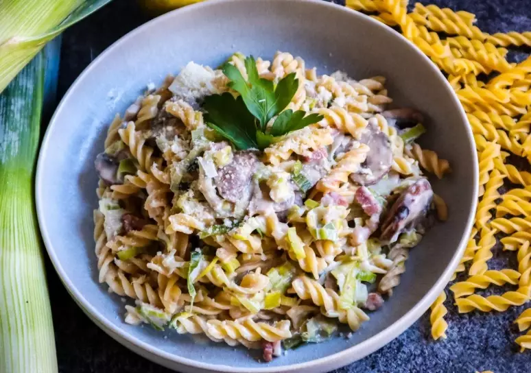 slow cooker pasta