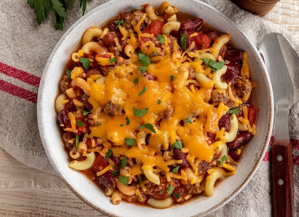 difference between goulash and chili mac difference between goulash and chili mac