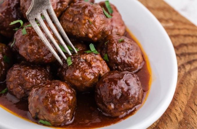 slow cooker party meatballs