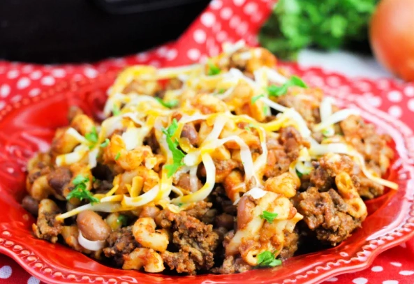 simple crockpot chili mac simple crockpot chili mac
