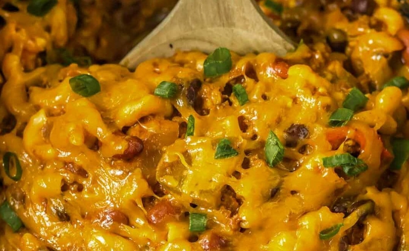 slow cooker chili mac and cheese slow cooker chili mac and cheese