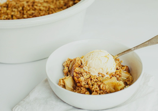 slow cooker apple crumble slow cooker apple crumble