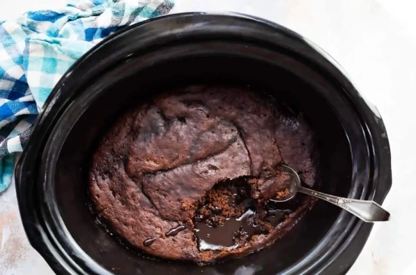 slow cooker cake slow cooker cake