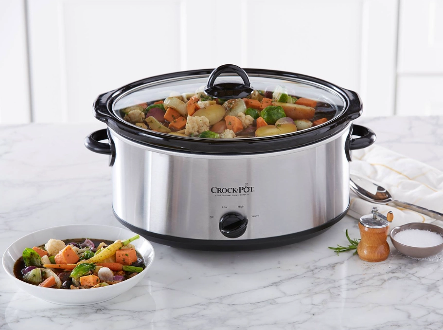 difference between slow cooker and crockpot