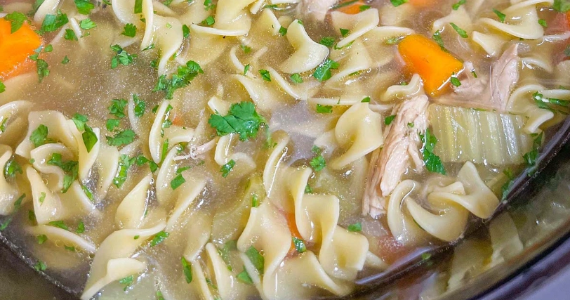 easy chicken noodle soup slow cooker