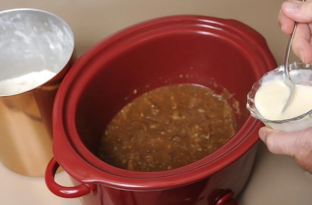slow cooker gravy thickener slow cooker gravy thickener
