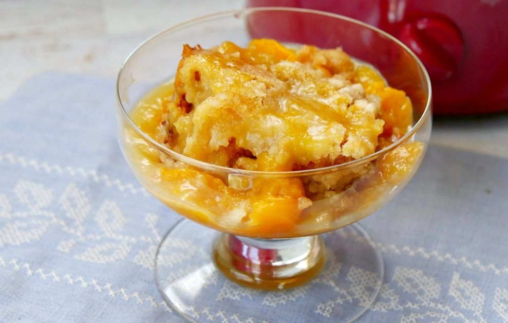 crockpot peach cobbler using cake mix